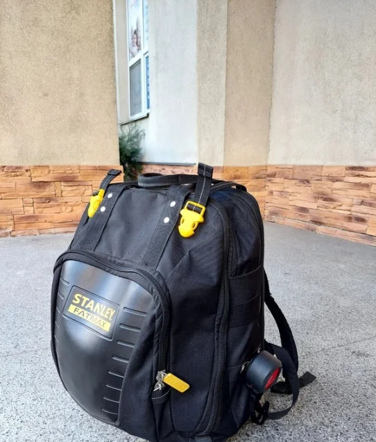 рюкзак с инструментом