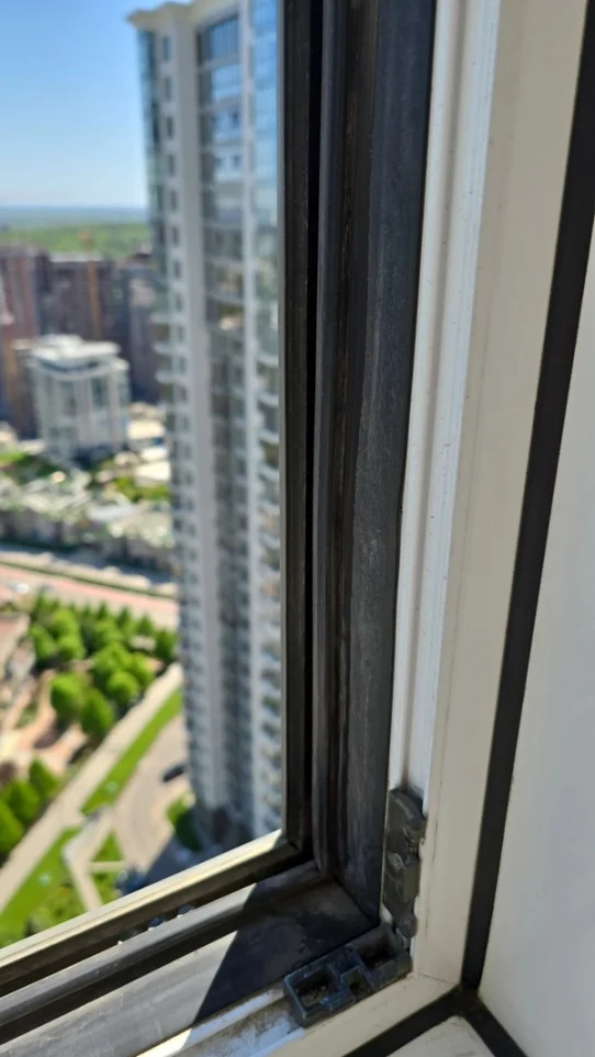 окно с алюминиевого профиля рейнарс