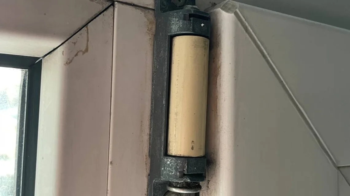 Ремонт пластиковых окон — до