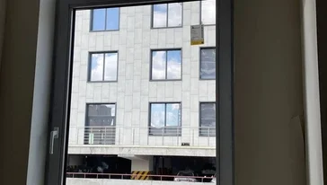 Замена поврежденного стеклопакета на современный.